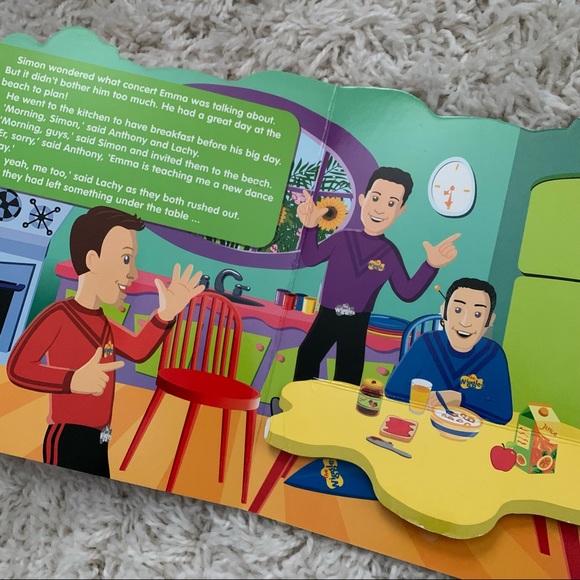🐶 The Wiggles Book and Wags The Dog Stuffed Animal - Picture 4 of 7